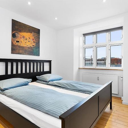 Aday - Apartment Suite Aalborg Center Dış mekan fotoğraf