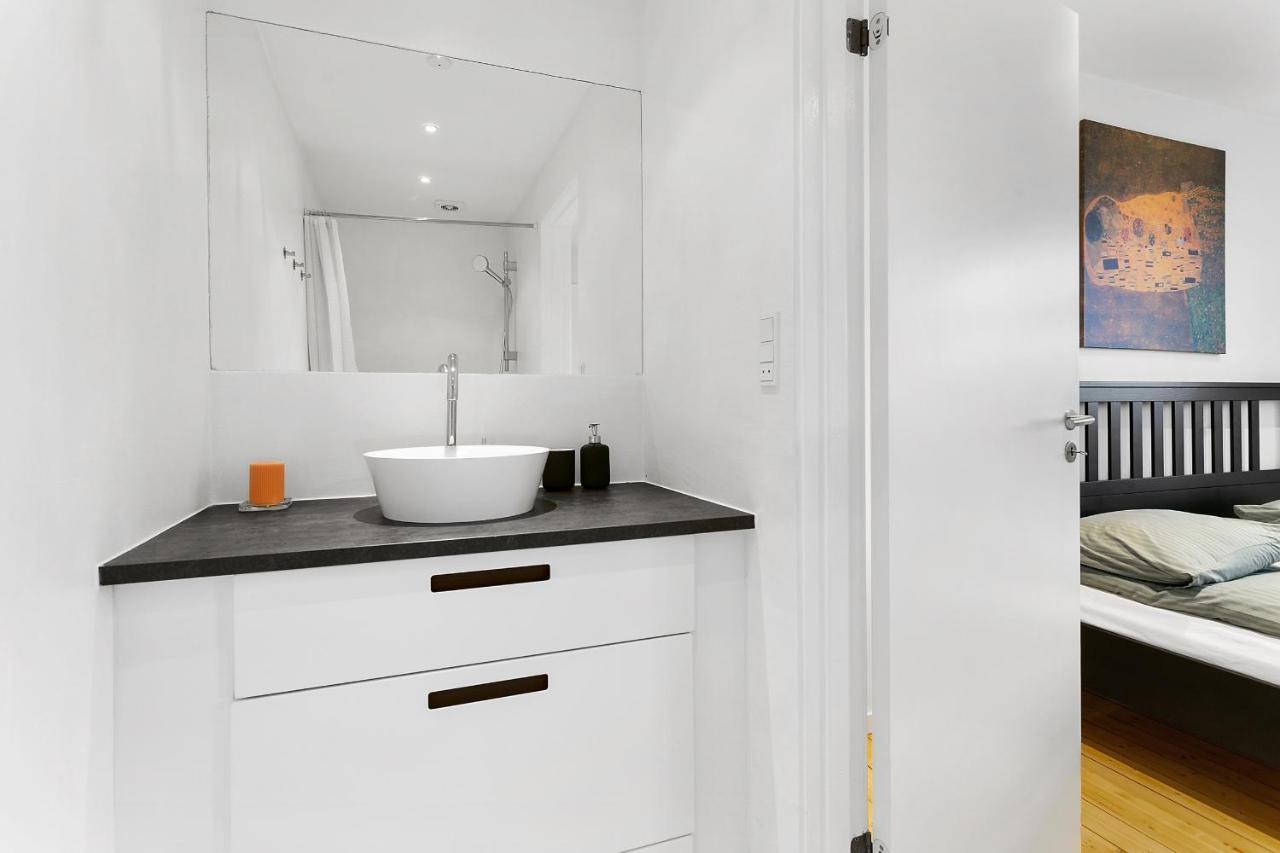 Aday - Apartment Suite Aalborg Center Dış mekan fotoğraf